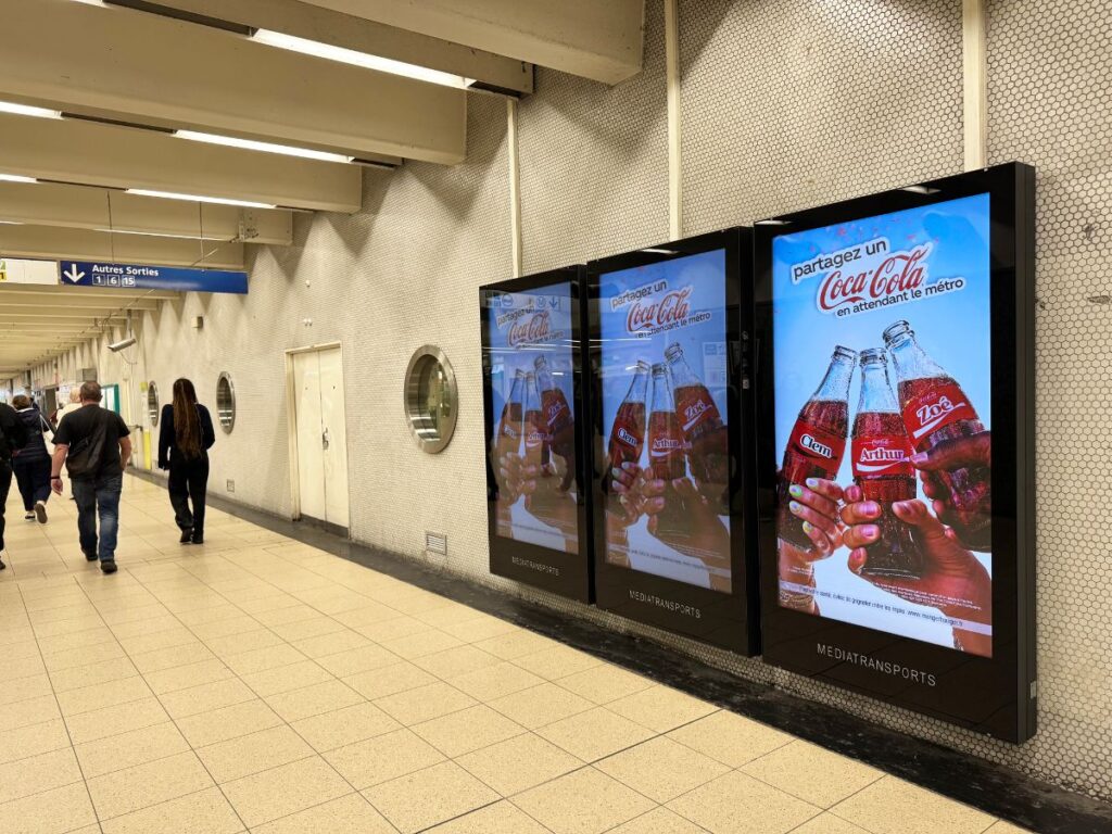 Publicité Coca Metro Paris 1