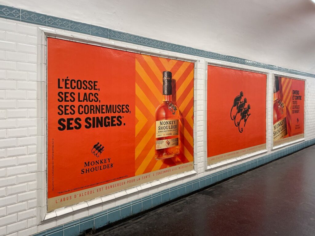 Publicité Monkey Shoulders metro paris 1