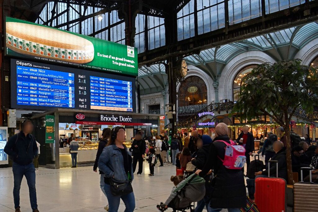 Publicité Comte Gare Paris 1
