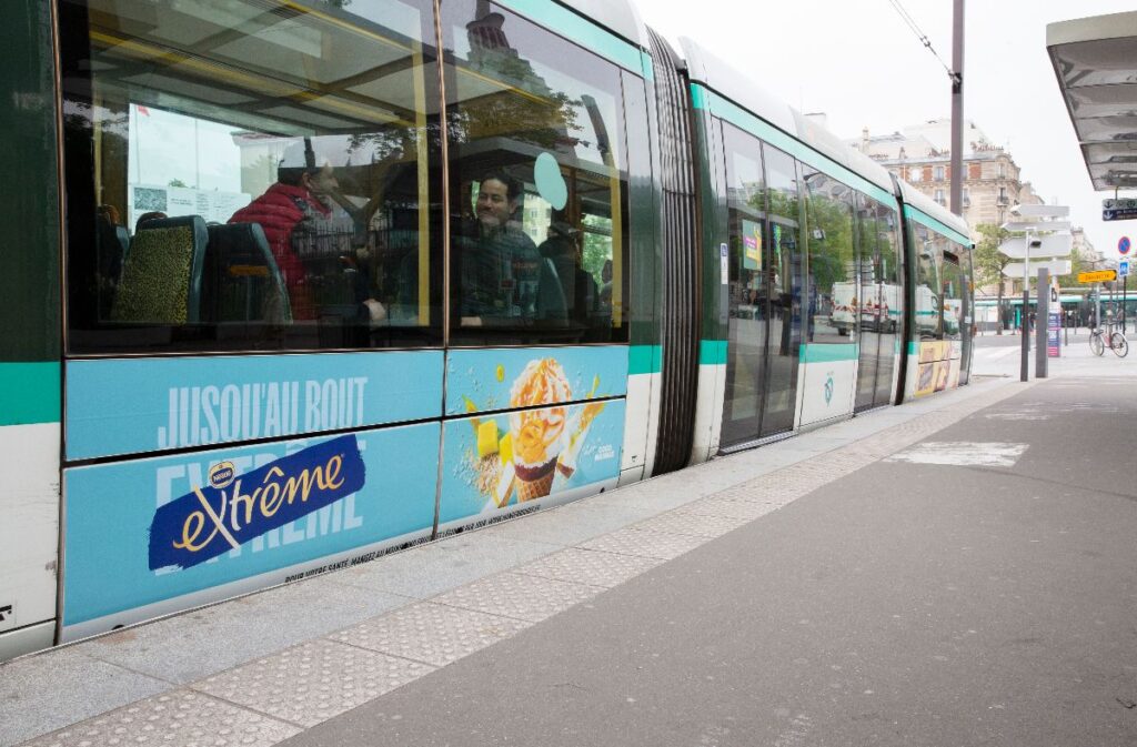 Publicité Extreme Tram 4