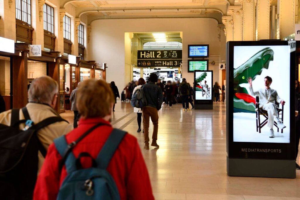 Publicité Lacoste Gare Paris 1