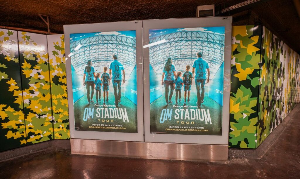 Publicité OMSTADIUM metro marseille 8