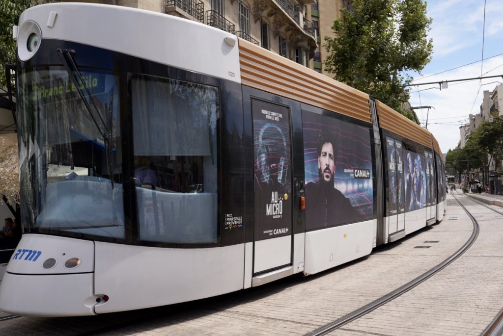 Canal+ - MARSEILLE Tramway 16 Baies + 14 portes - Septembre - 597160 (13)