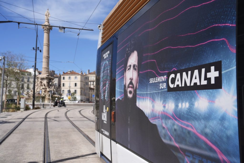 Canal+ - MARSEILLE Tramway 16 Baies + 14 portes - Septembre - 597160 (19)