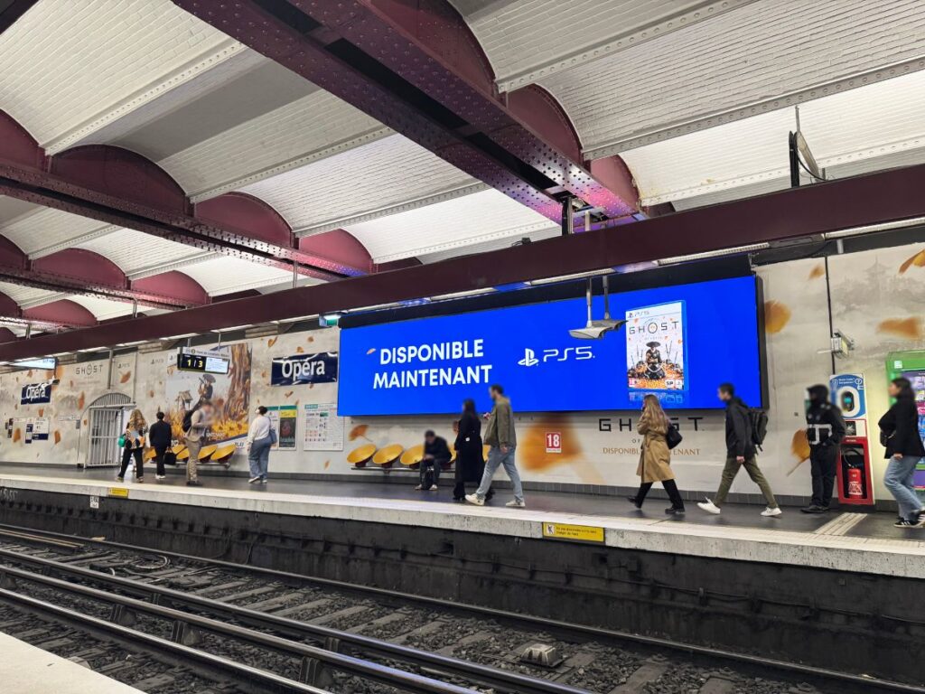 Publicité Event Ghost metro paris 2