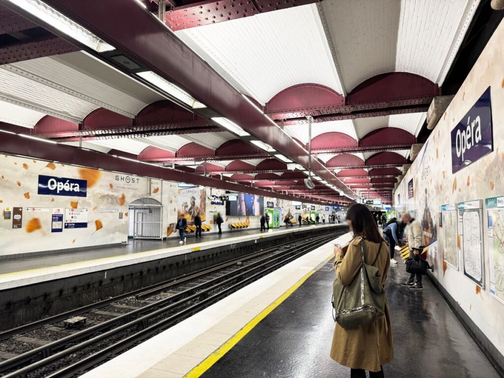 Publicité Event Ghost metro paris 4