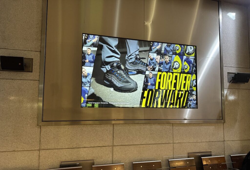 Publicité-JdSport-metro-paris-1