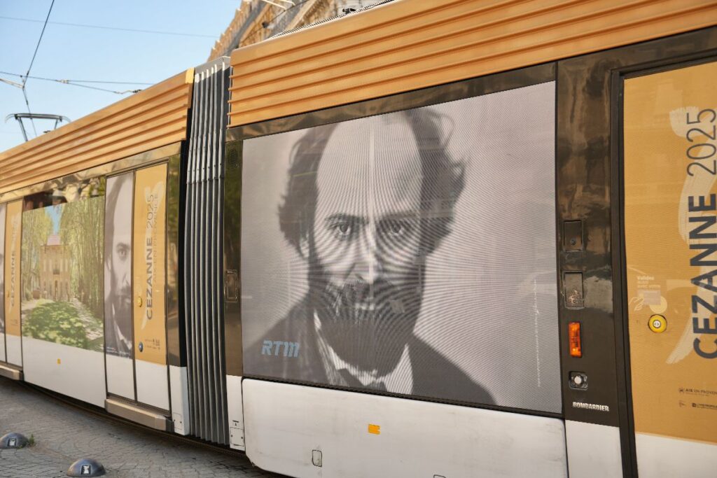 Publicité event musée granet tram marseille 8
