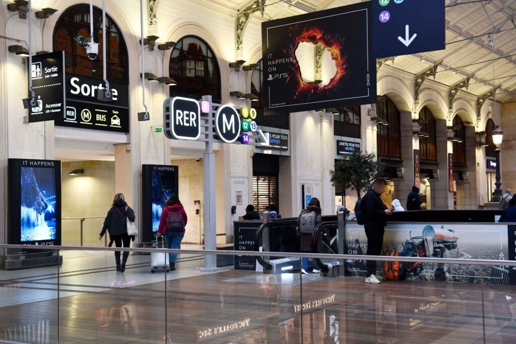 Publicité Playstation Paris Saint Lazare 1