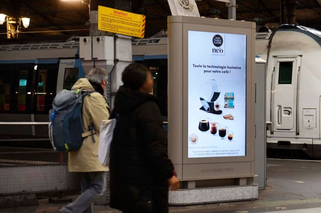 Publicité Nespresso DOOH Paris 3