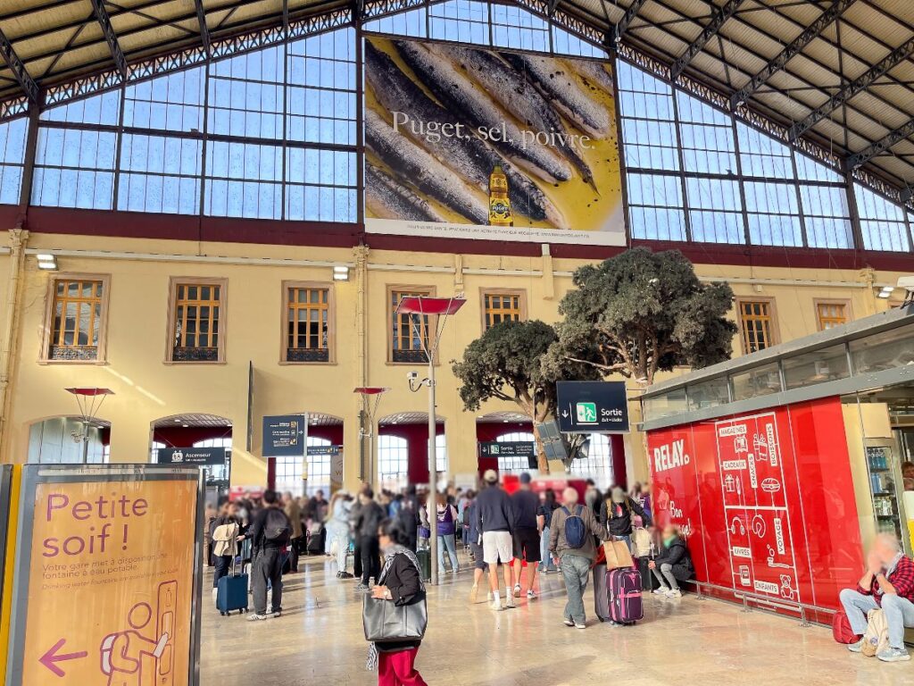 Publicité Puget gare paris lyon 3
