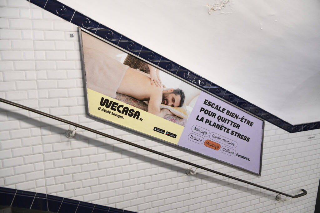 Publicité WeCasa metro paris 5