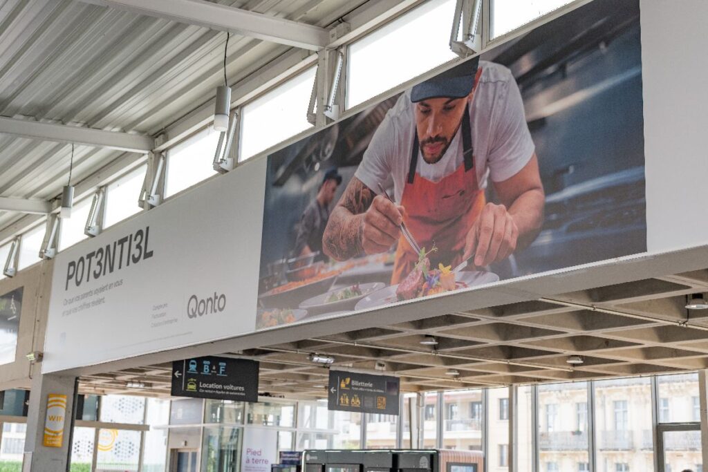 Publicité event gare Montpellier 3