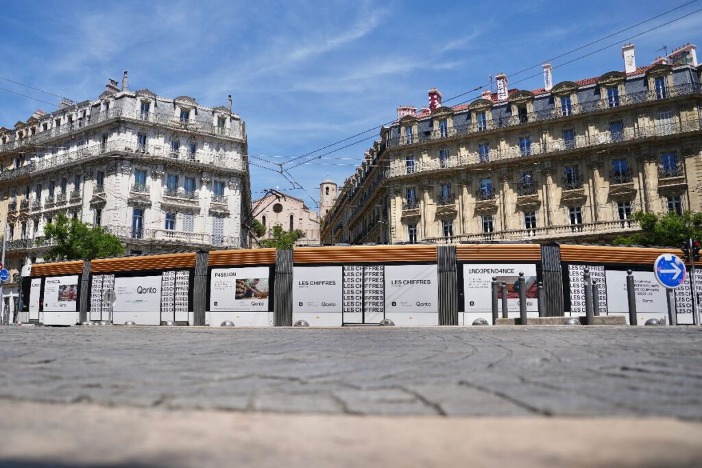 Qonto - MARSEILLE Tramway 16 Baies + 14 portes - Mai
