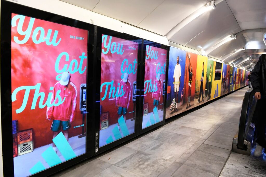 Publicité Adidas Digiwall metro paris 4