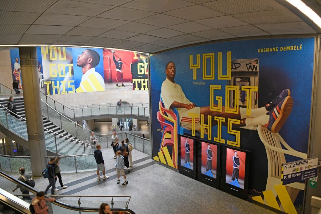 Publicité Adidas Rotonde gare paris 2