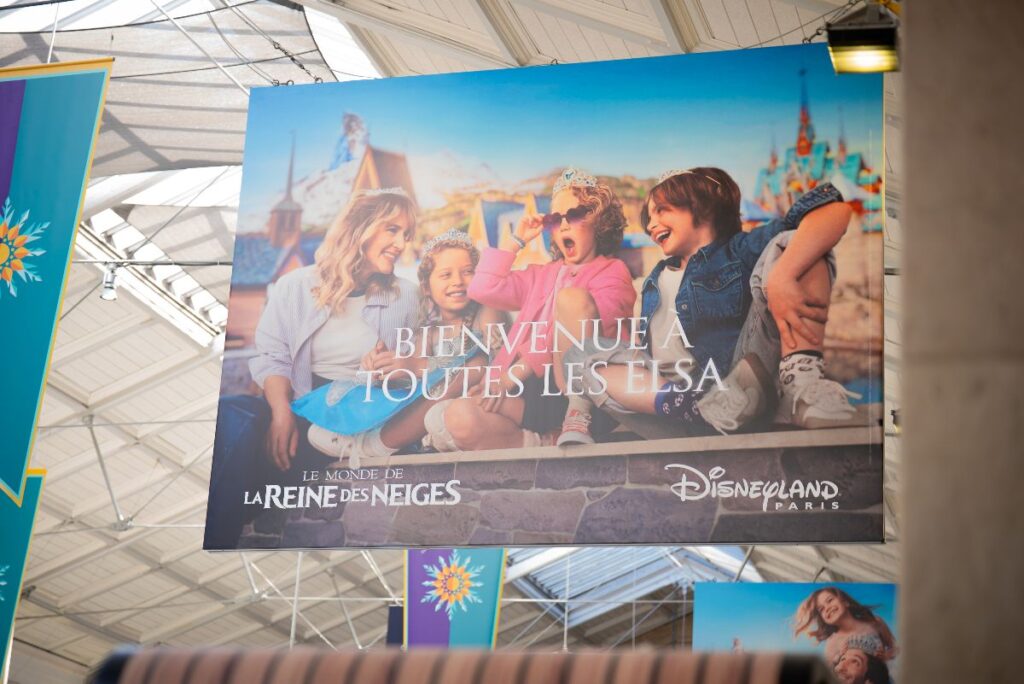 Affichage publicitaire événementiel dans la gare Saint Lazare 7