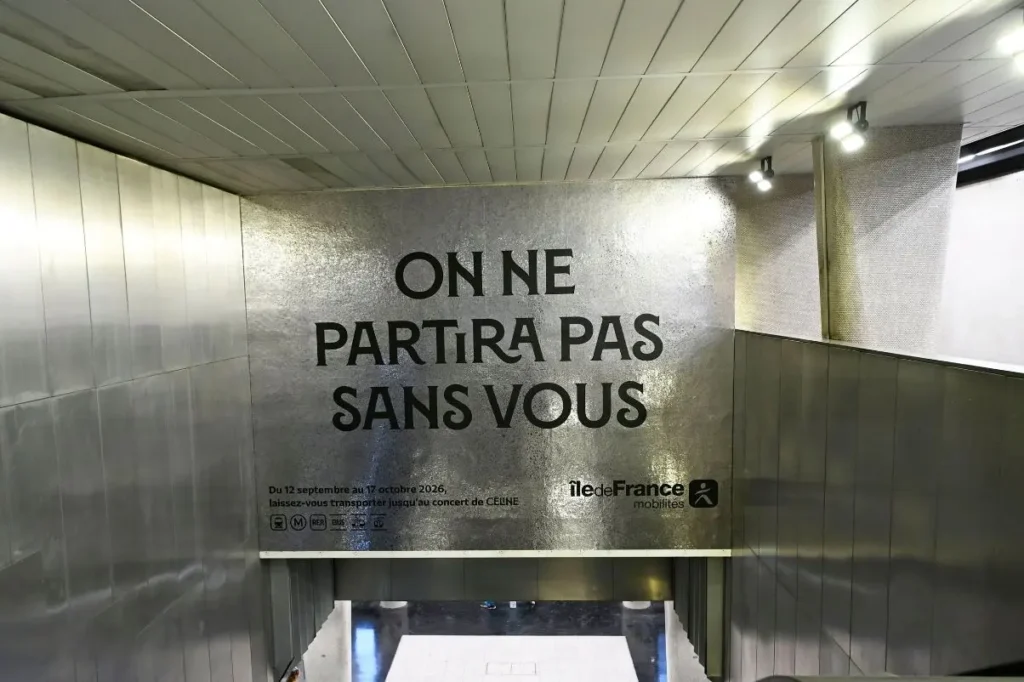 Affichage publicitaire événementiel dans à la Défense Grande Arche